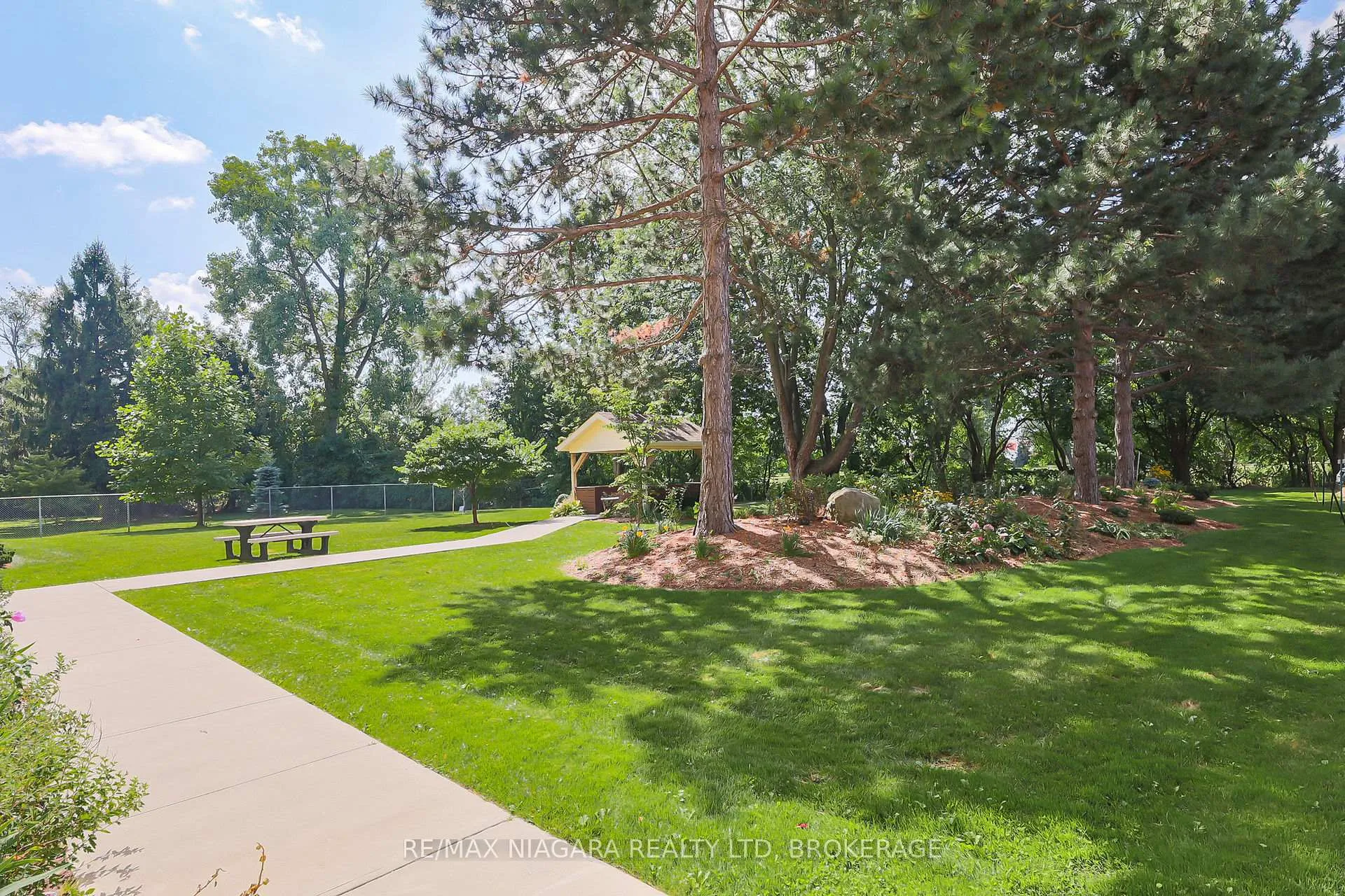 Photo 27 of Unit 1003, 365 Geneva Street, St. Catharines, Fairview — HOMEH