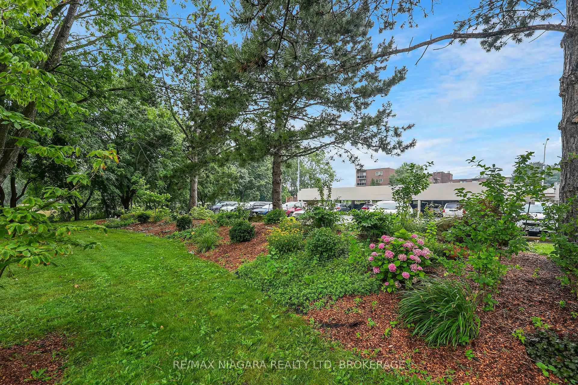 Photo 29 of Unit 1003, 365 Geneva Street, St. Catharines, Fairview — HOMEH