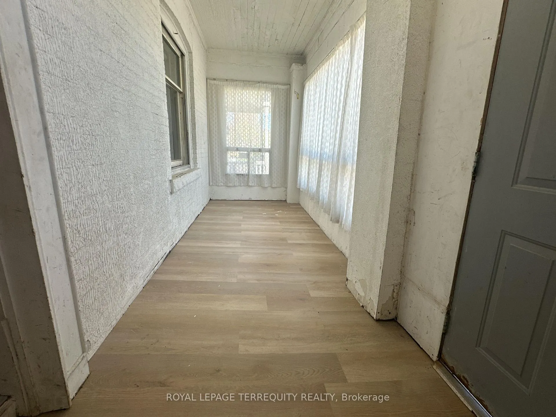 Photo 10 of 80 Eldon Avenue, Toronto, Crescent Town — HOMEH