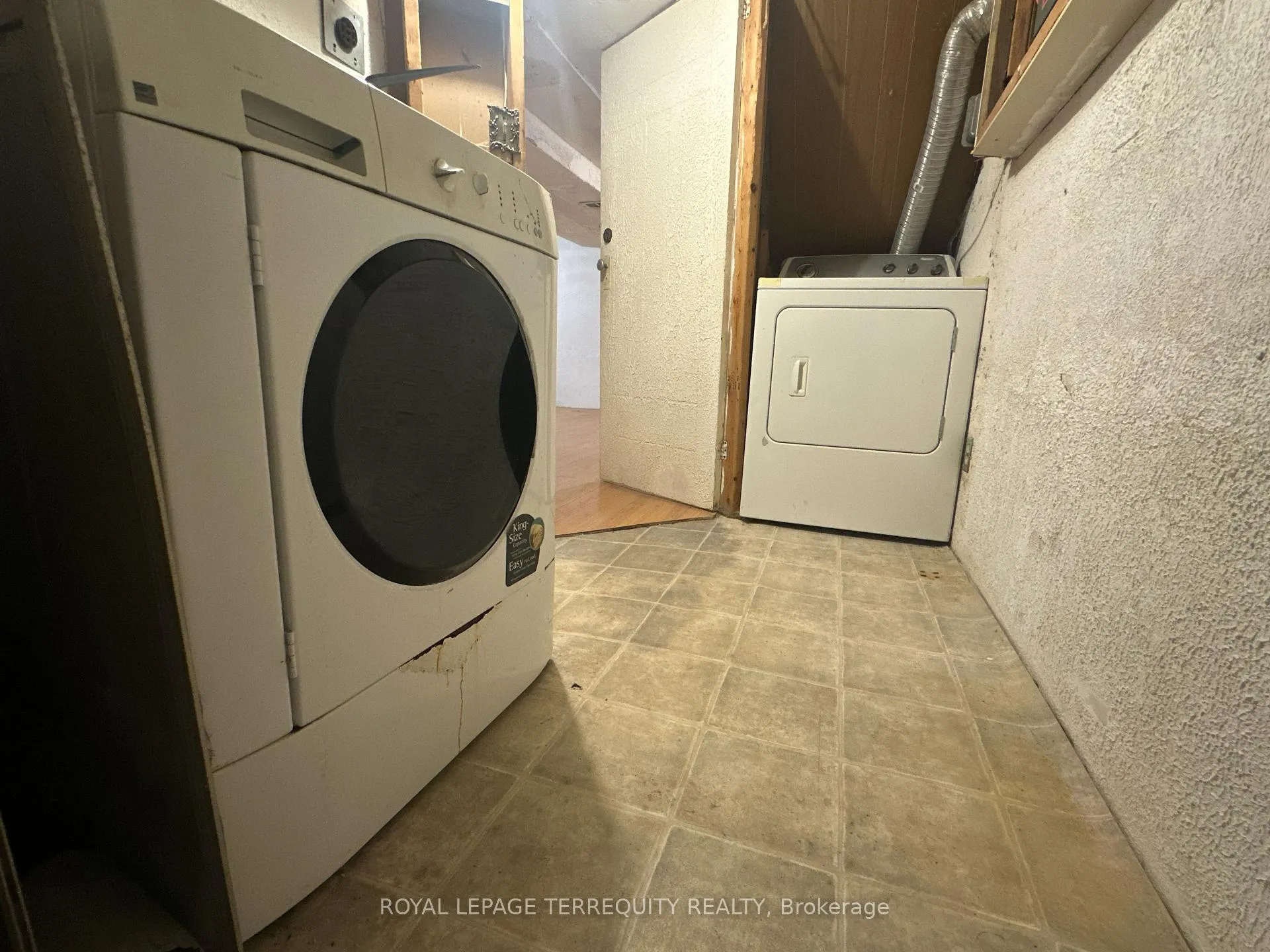Photo 11 of 80 Eldon Avenue, Toronto, Crescent Town — HOMEH