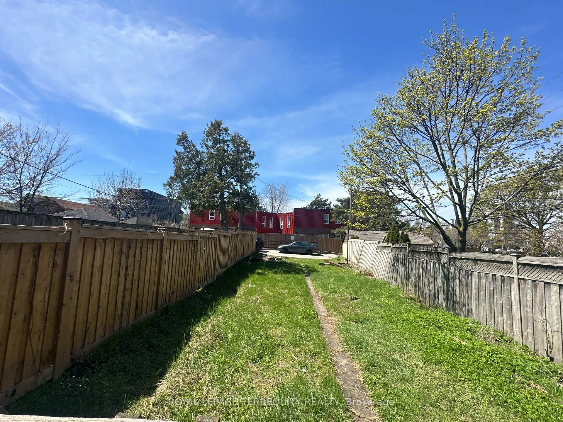 Photo 13 of 80 Eldon Avenue, Toronto, Crescent Town — HOMEH