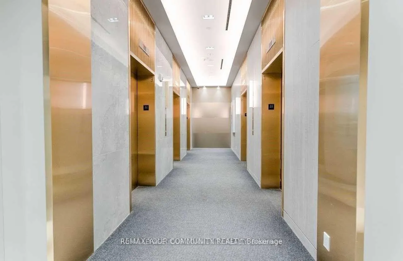 Photo 4 of Unit 5311, 950 Portage Parkway, Vaughan, Vaughan Corporate Centre — HOMEH