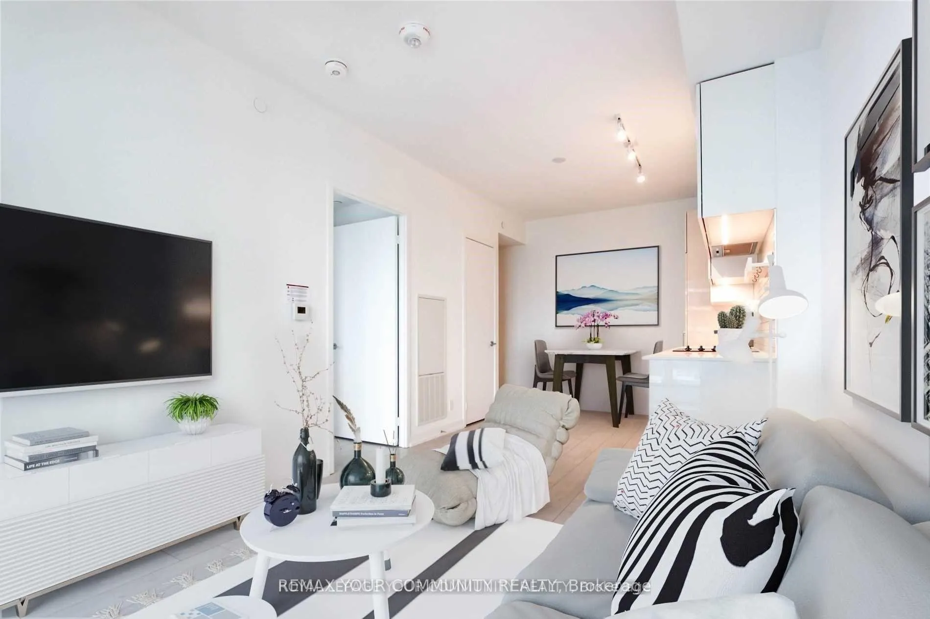 Photo 6 of Unit 5311, 950 Portage Parkway, Vaughan, Vaughan Corporate Centre — HOMEH