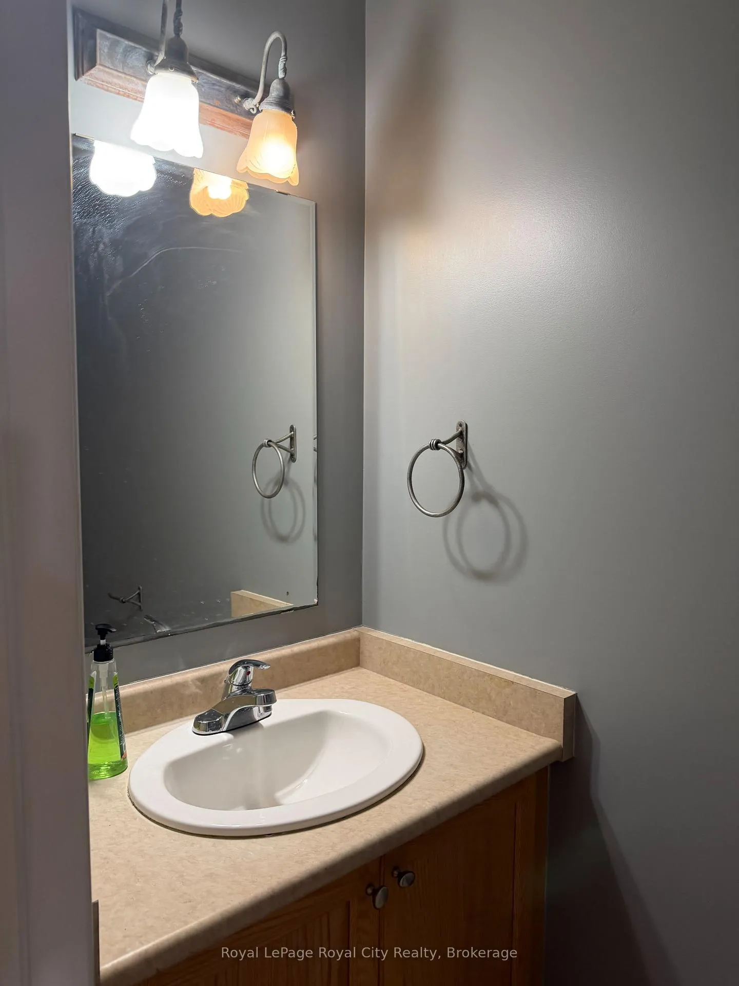 Photo 7 of 48 Eugene Drive, Guelph, Pineridge/Westminster Woods — HOMEH