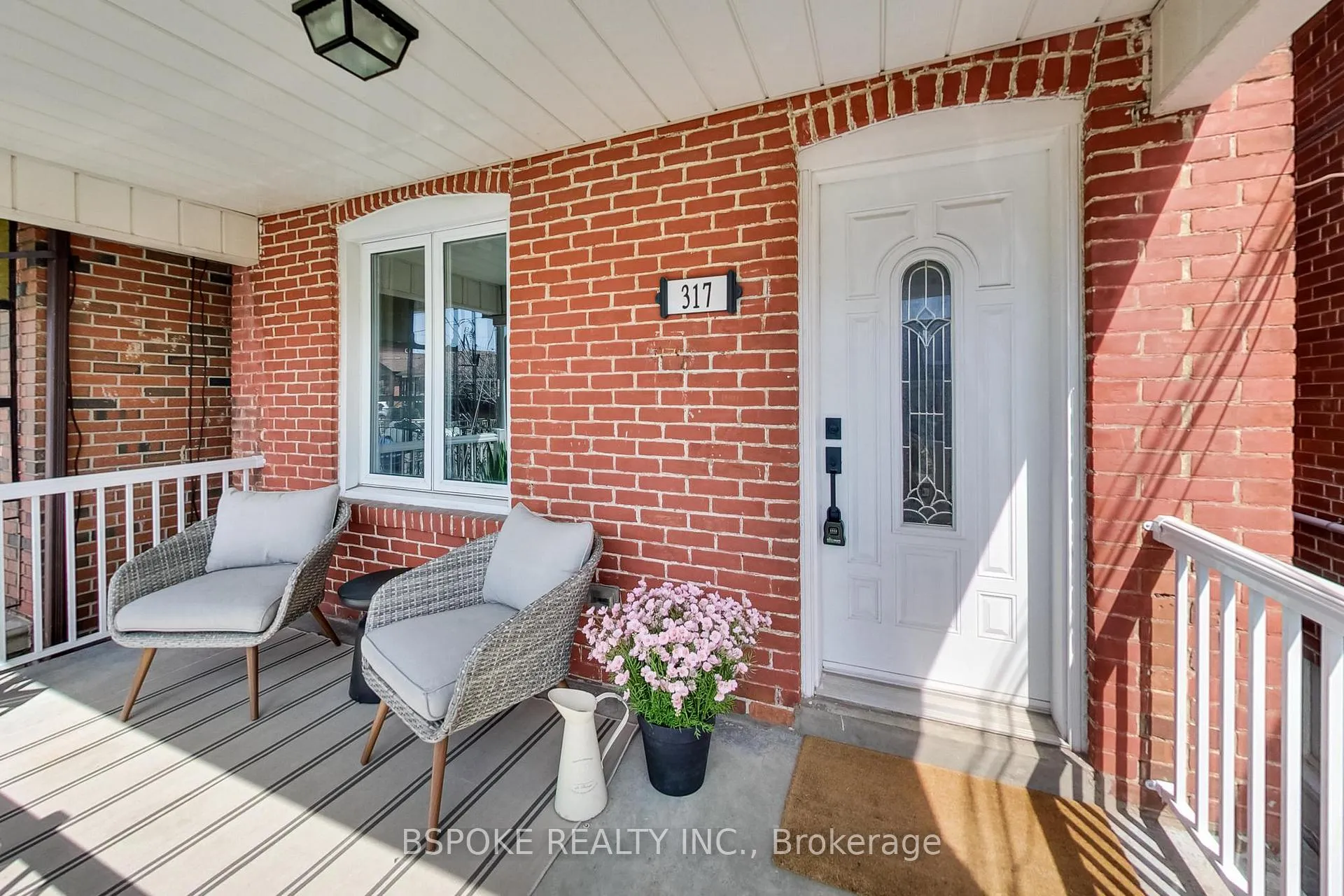Photo 2 of 317 Boon Avenue N, Toronto, Caledonia-Fairbank — HOMEH