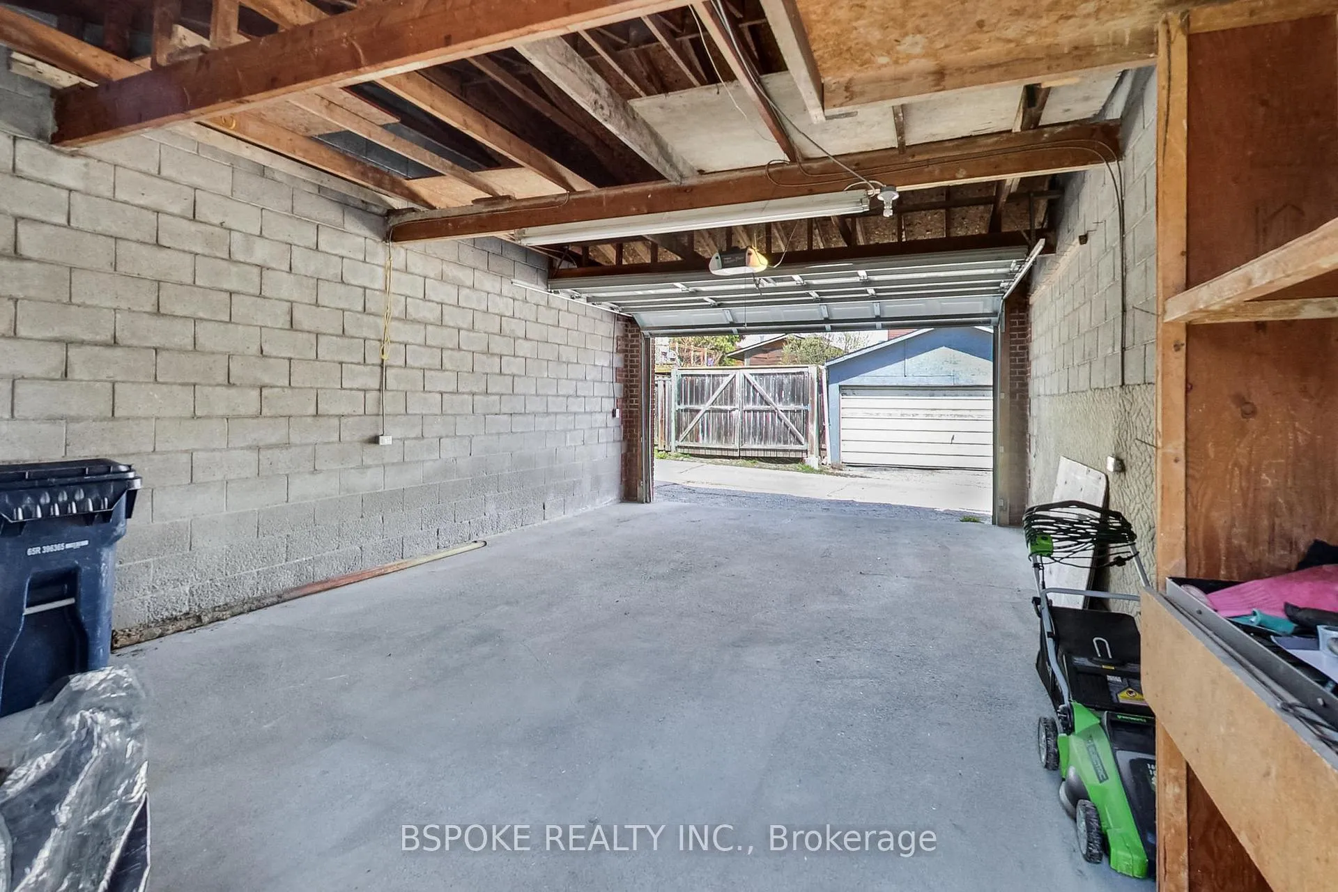 Photo 29 of 317 Boon Avenue N, Toronto, Caledonia-Fairbank — HOMEH