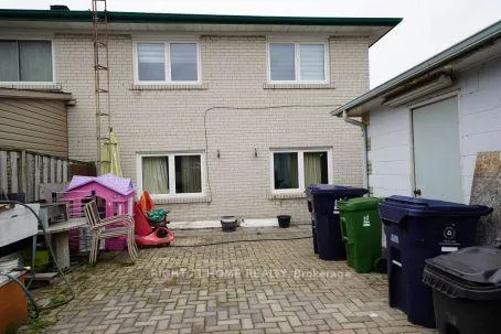 Photo 3 of 73 Buckland Road, North York, Glenfield-Jane Heights — HOMEH