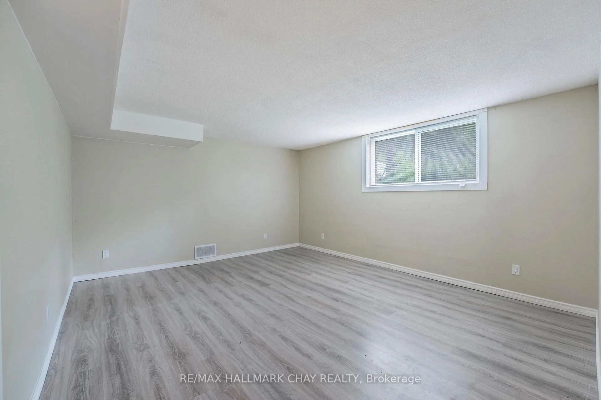 Photo 7 of Unit Lower, 66 Vents Beach Road, Tay, Victoria Harbour — HOMEH