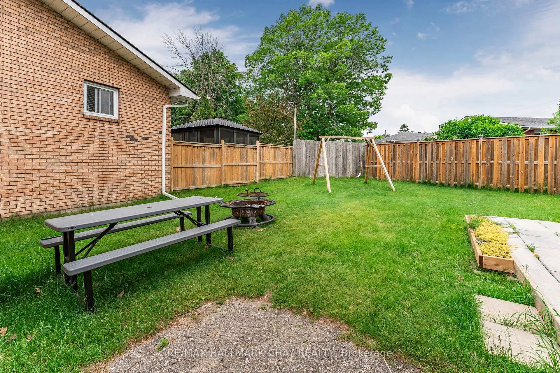 Photo 12 of Unit Lower, 66 Vents Beach Road, Tay, Victoria Harbour — HOMEH