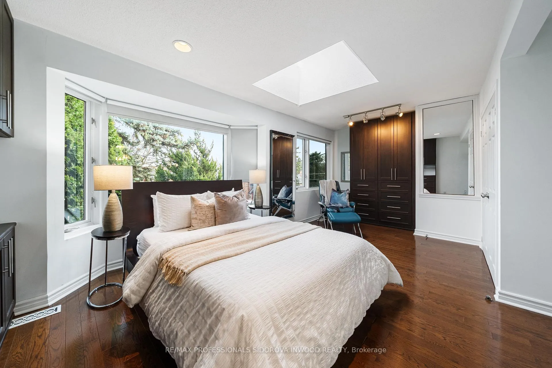 Photo 28 of 82 Mayfield Avenue, Toronto, High Park-Swansea — HOMEH