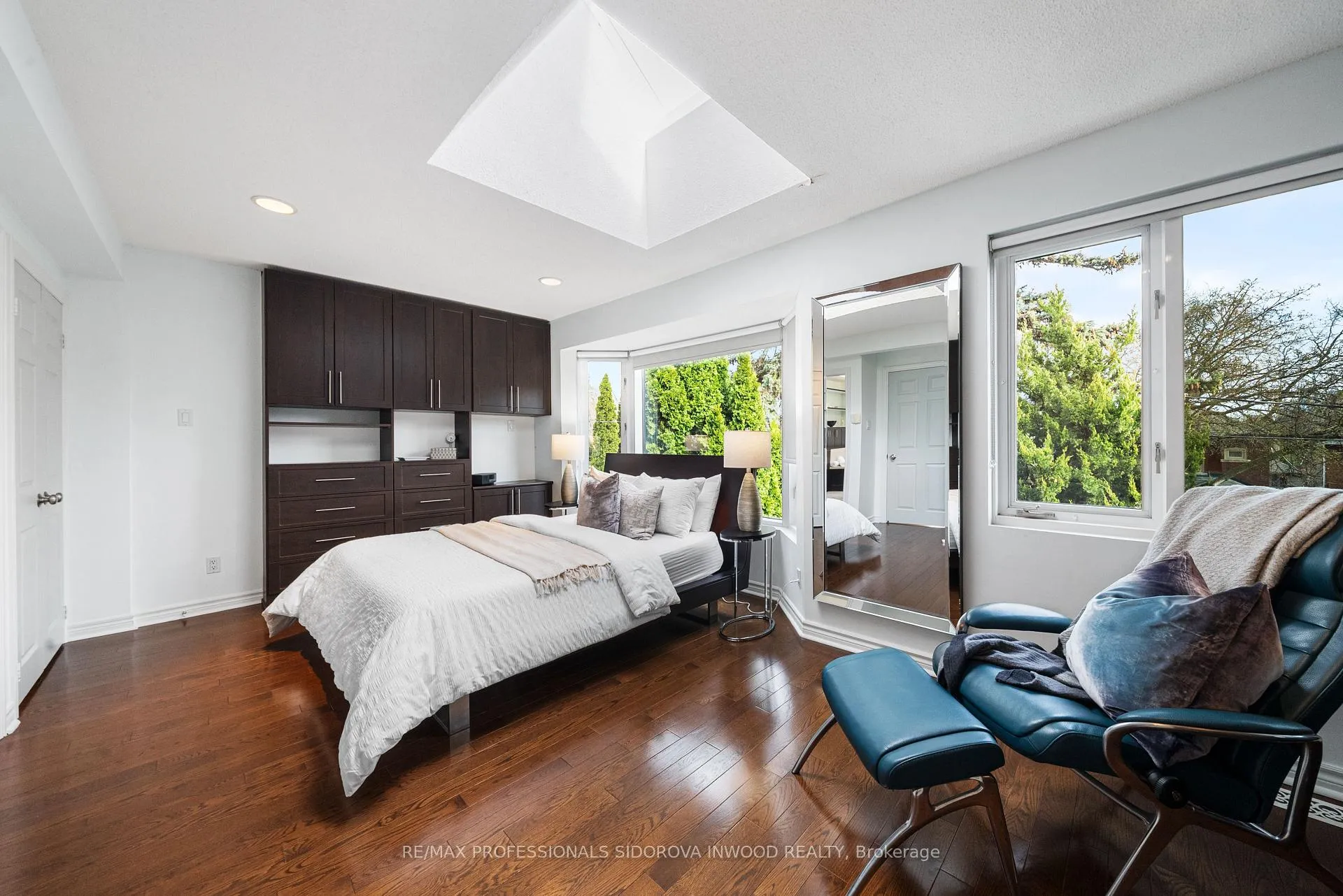 Photo 29 of 82 Mayfield Avenue, Toronto, High Park-Swansea — HOMEH