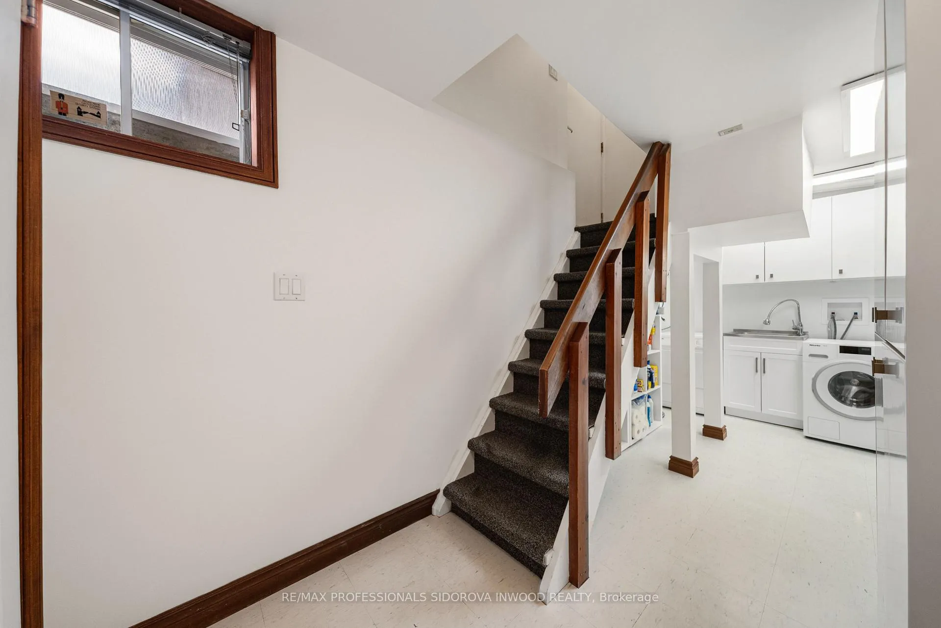 Photo 43 of 82 Mayfield Avenue, Toronto, High Park-Swansea — HOMEH