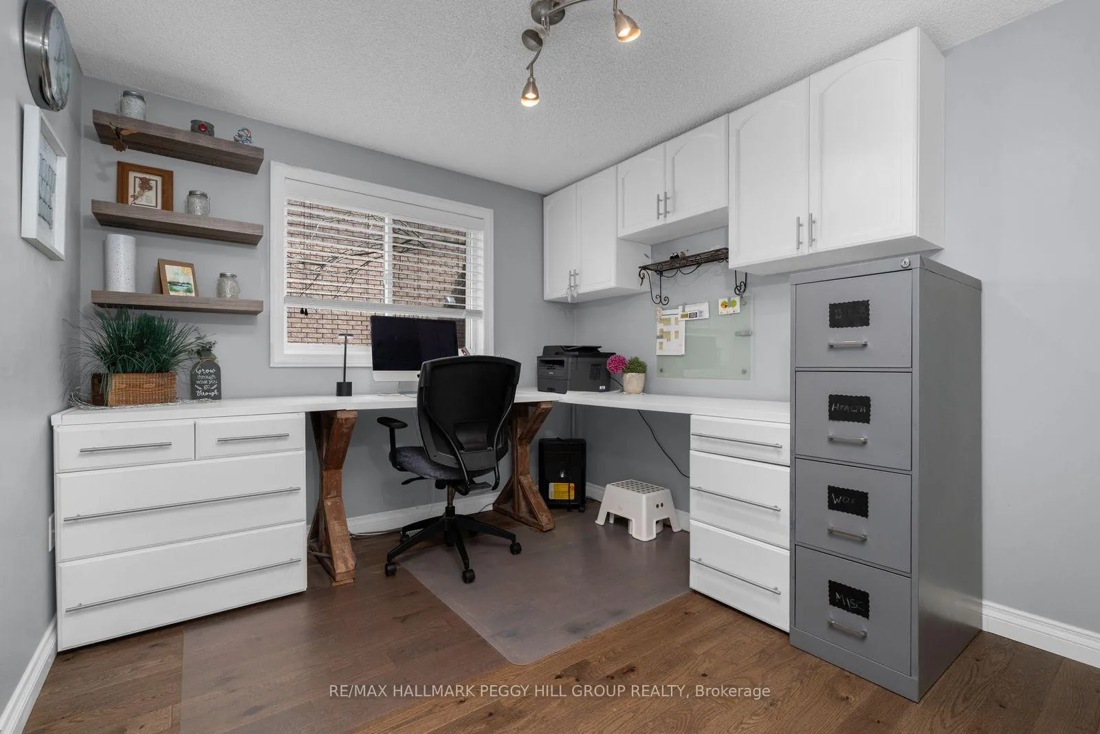 Photo 10 of 8 Holly Meadow Road, Barrie, Holly — HOMEH