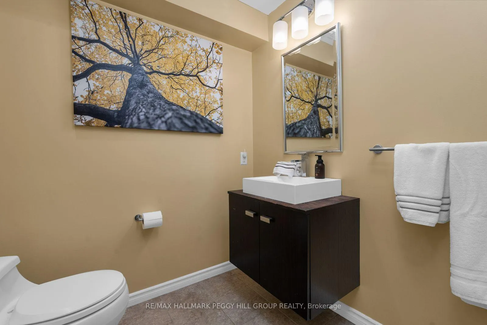 Photo 16 of 8 Holly Meadow Road, Barrie, Holly — HOMEH