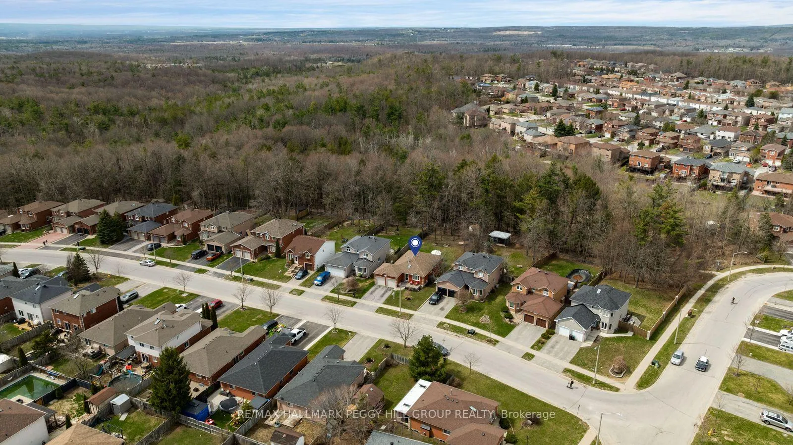 Photo 23 of 8 Holly Meadow Road, Barrie, Holly — HOMEH