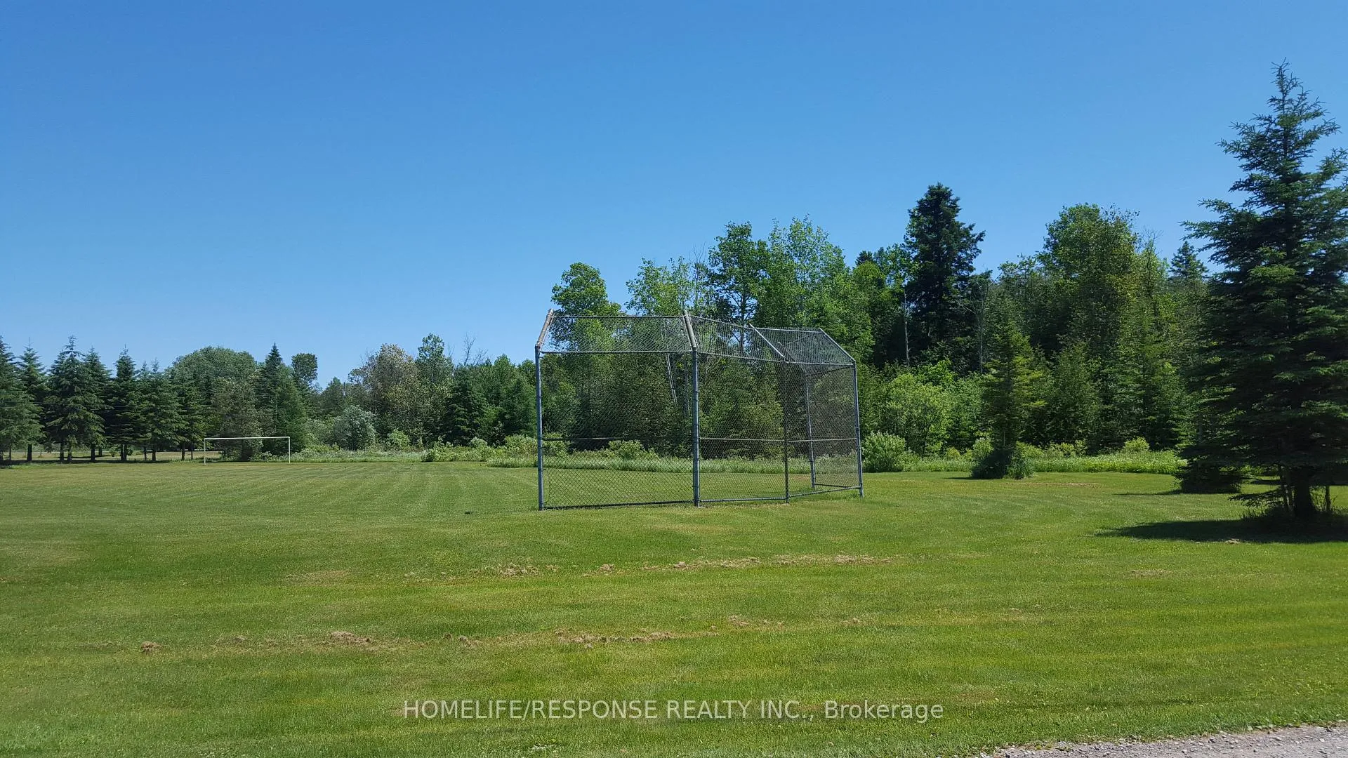 Photo 8 of 48 Waldweg, Scugog, Rural Scugog — HOMEH