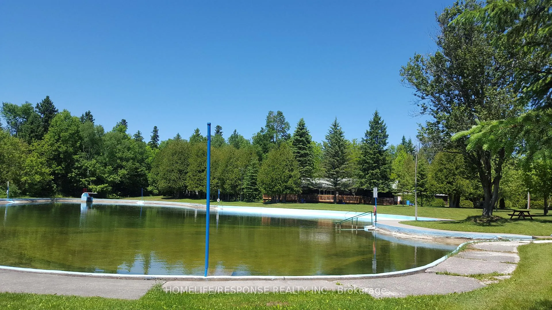 Photo 9 of 48 Waldweg, Scugog, Rural Scugog — HOMEH