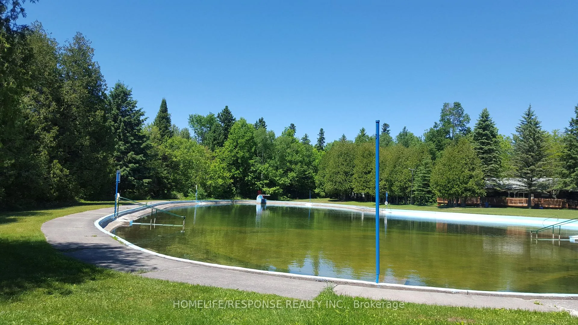Photo 10 of 48 Waldweg, Scugog, Rural Scugog — HOMEH