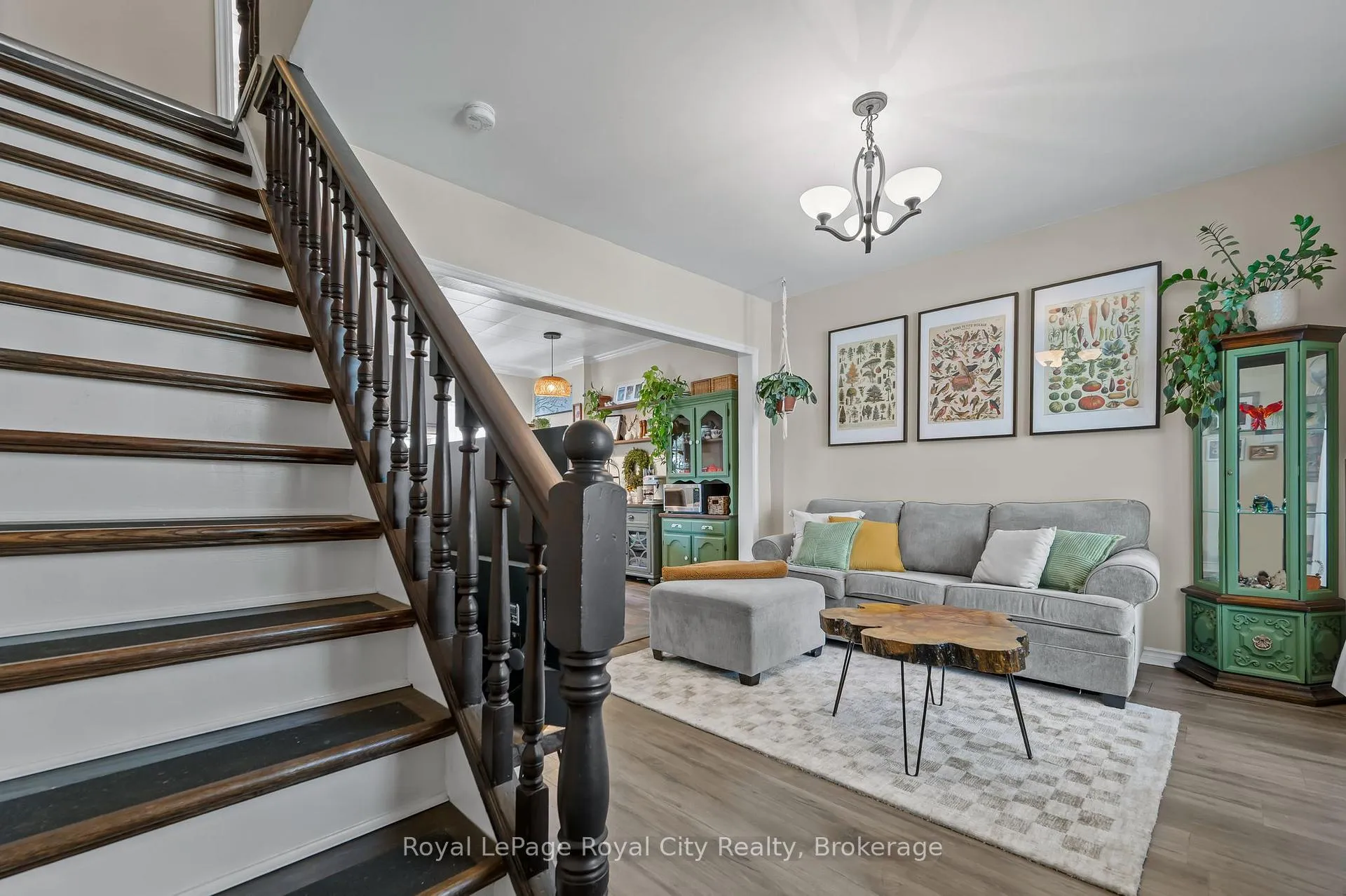 Photo 16 of 137 Perth Street, Stratford — HOMEH
