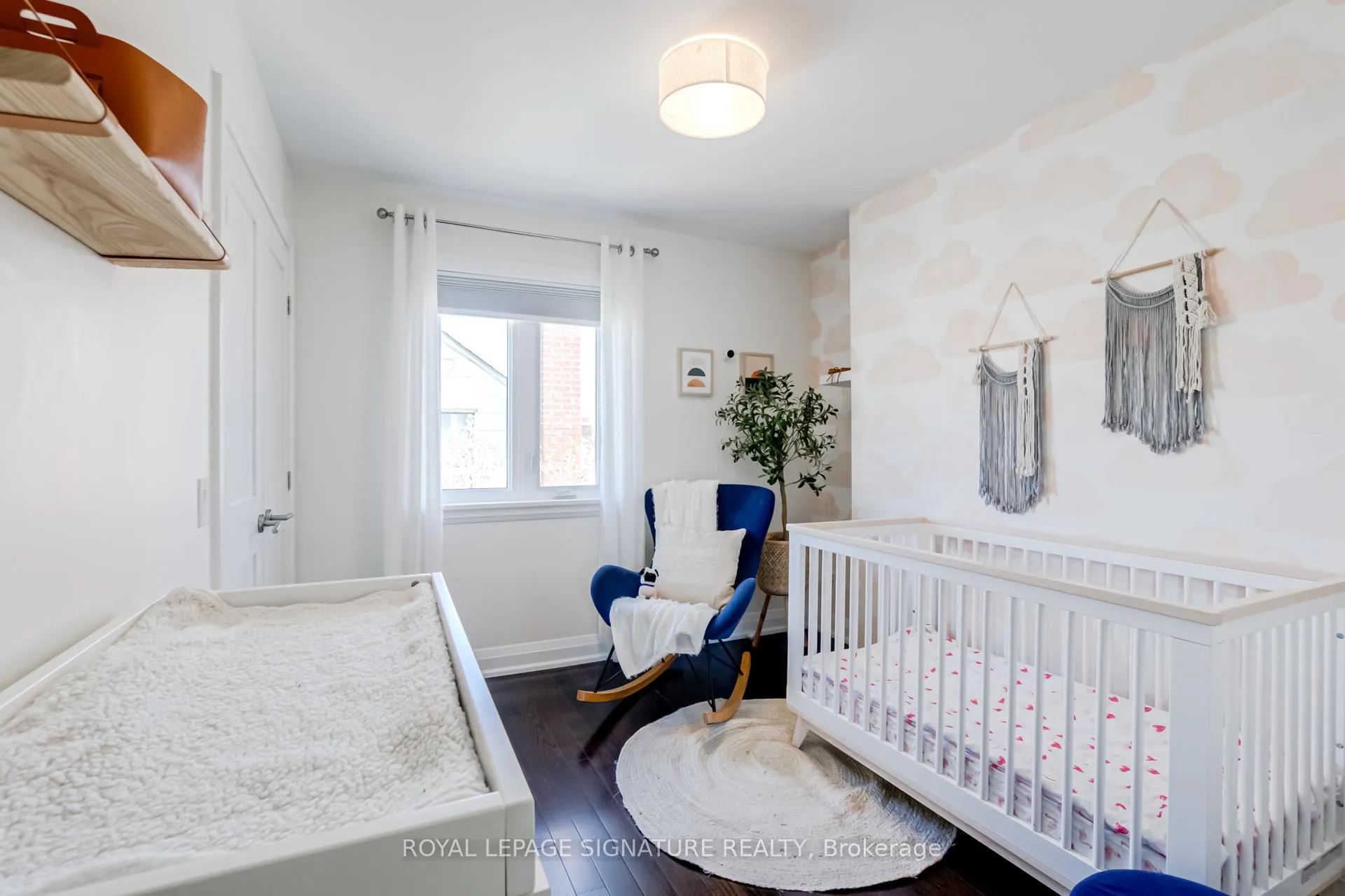 Photo 18 of 71 Roseland Drive, Etobicoke, Alderwood — HOMEH