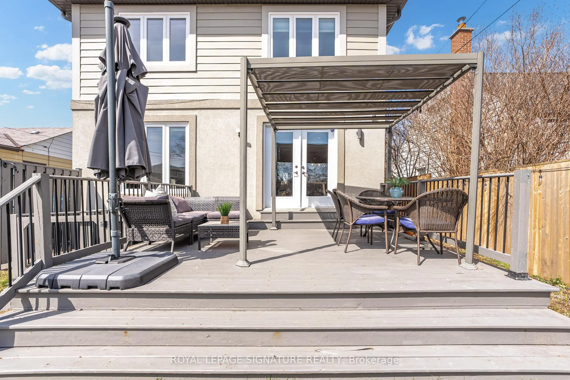 Photo 30 of 71 Roseland Drive, Etobicoke, Alderwood — HOMEH