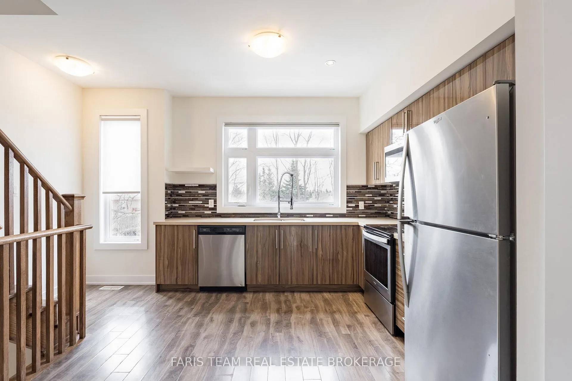 Photo 3 of Unit 52, 540 Essa Road, Barrie, Holly — HOMEH