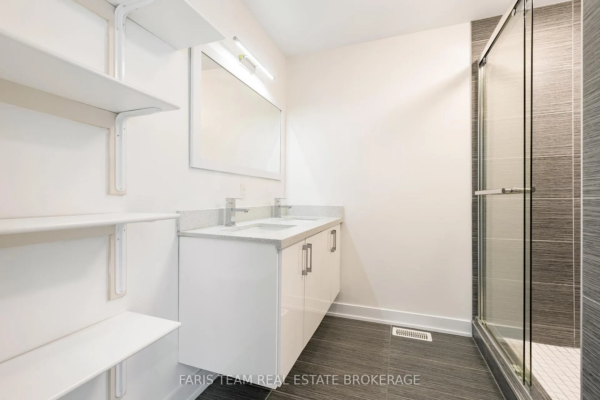 Photo 15 of Unit 52, 540 Essa Road, Barrie, Holly — HOMEH