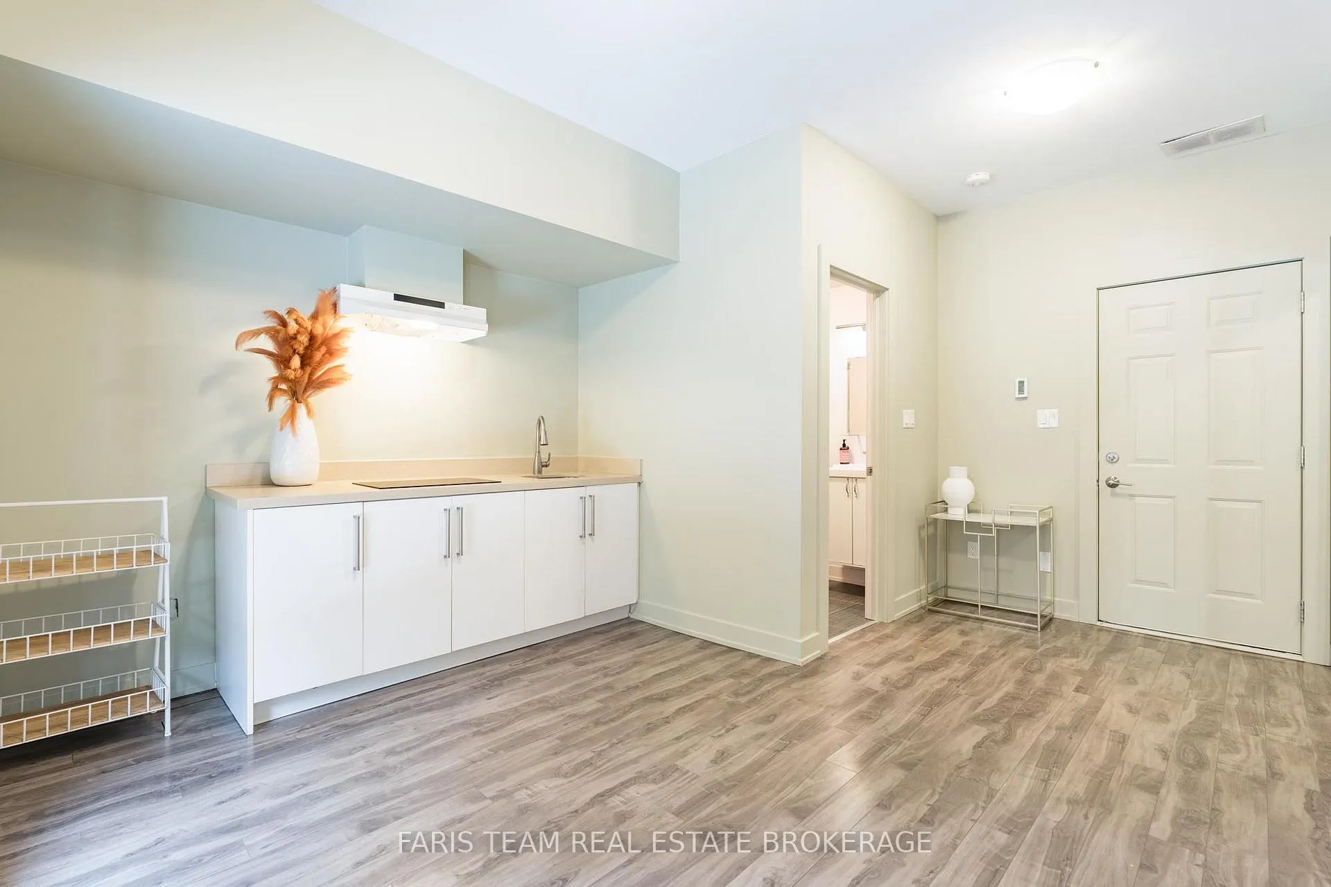 Photo 21 of Unit 52, 540 Essa Road, Barrie, Holly — HOMEH