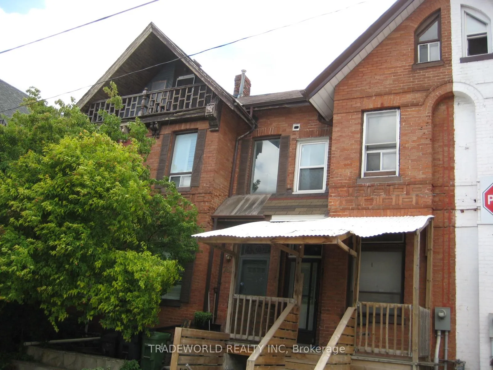 Front of Unit Lower, 765 Gerrard Street E