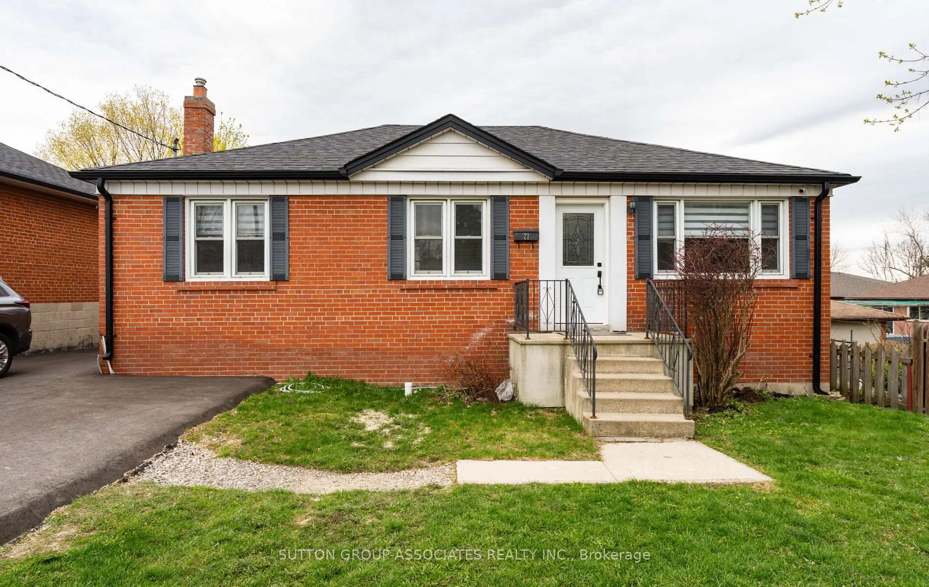 Photo 1 of Unit Main Fl., 21 Deevale Road, North York, Downsview-Roding-CFB — HOMEH
