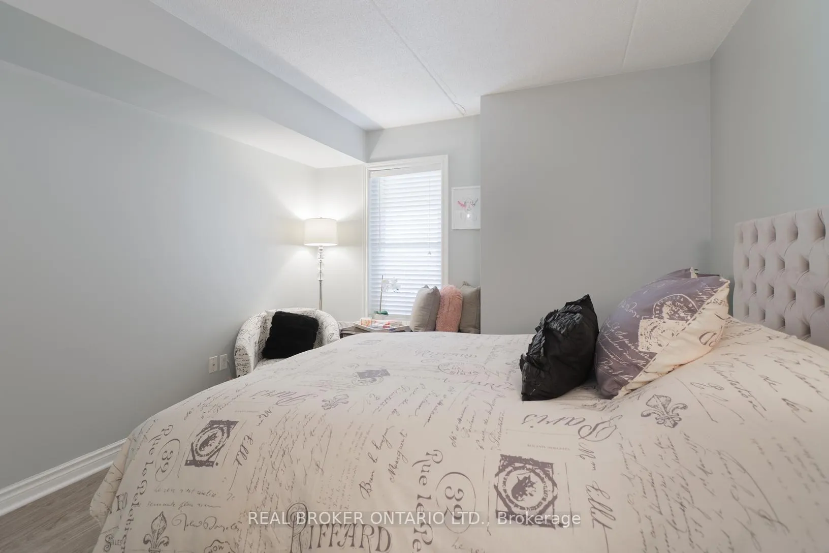 Photo 13 of Unit 218, 2040 Cleaver Avenue, Burlington, Headon — HOMEH