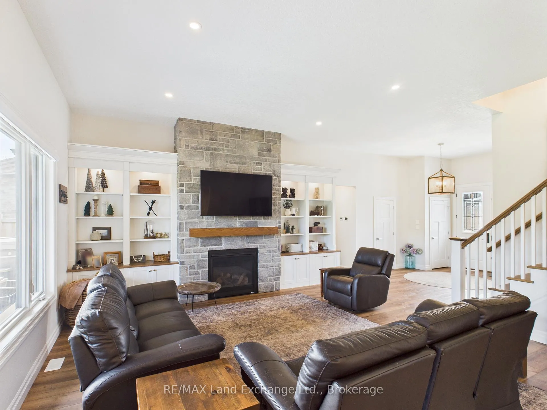 Photo 7 of 915 Bogdanovic Way, Huron-Kinloss — HOMEH