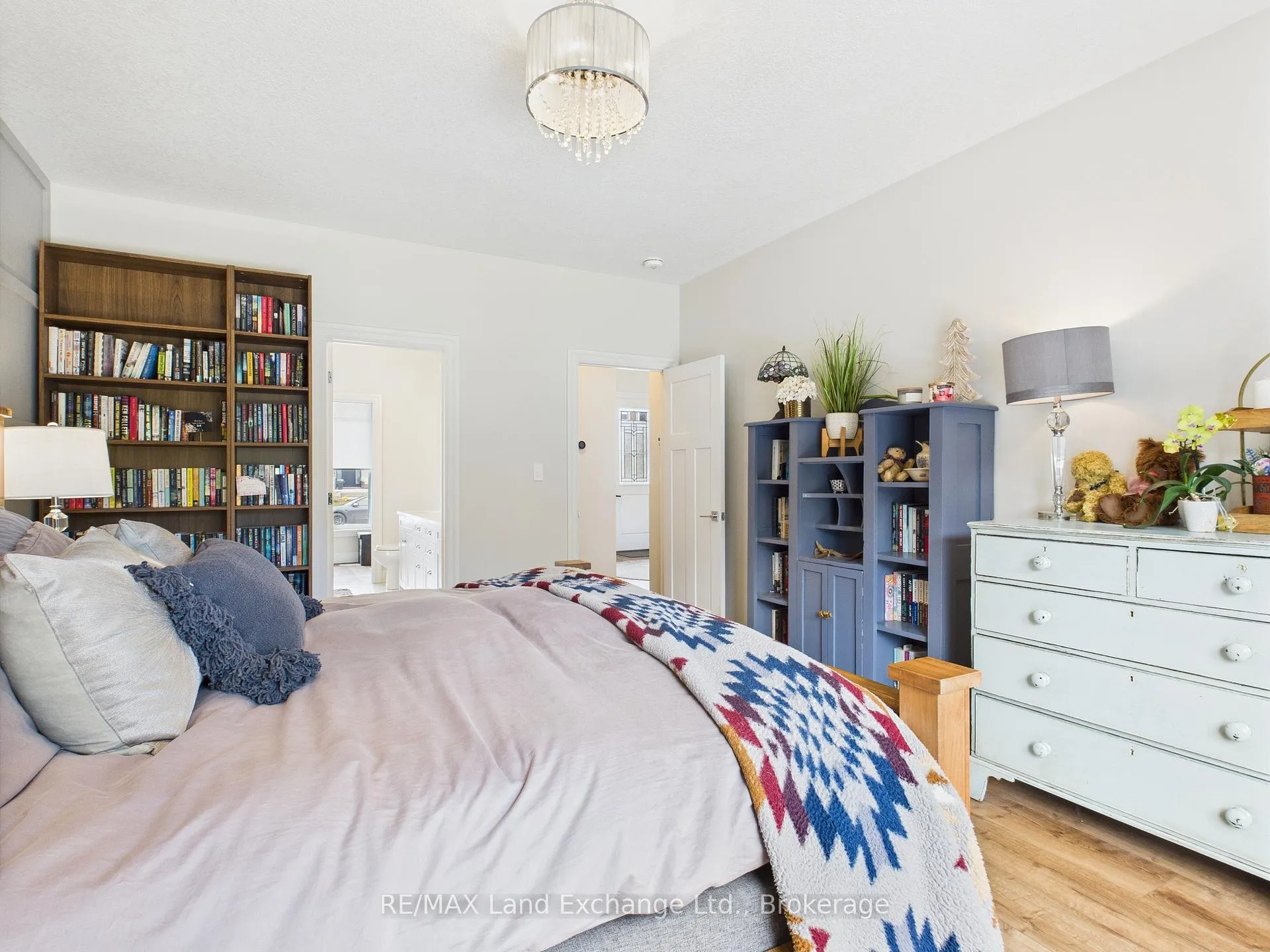 Photo 16 of 915 Bogdanovic Way, Huron-Kinloss — HOMEH