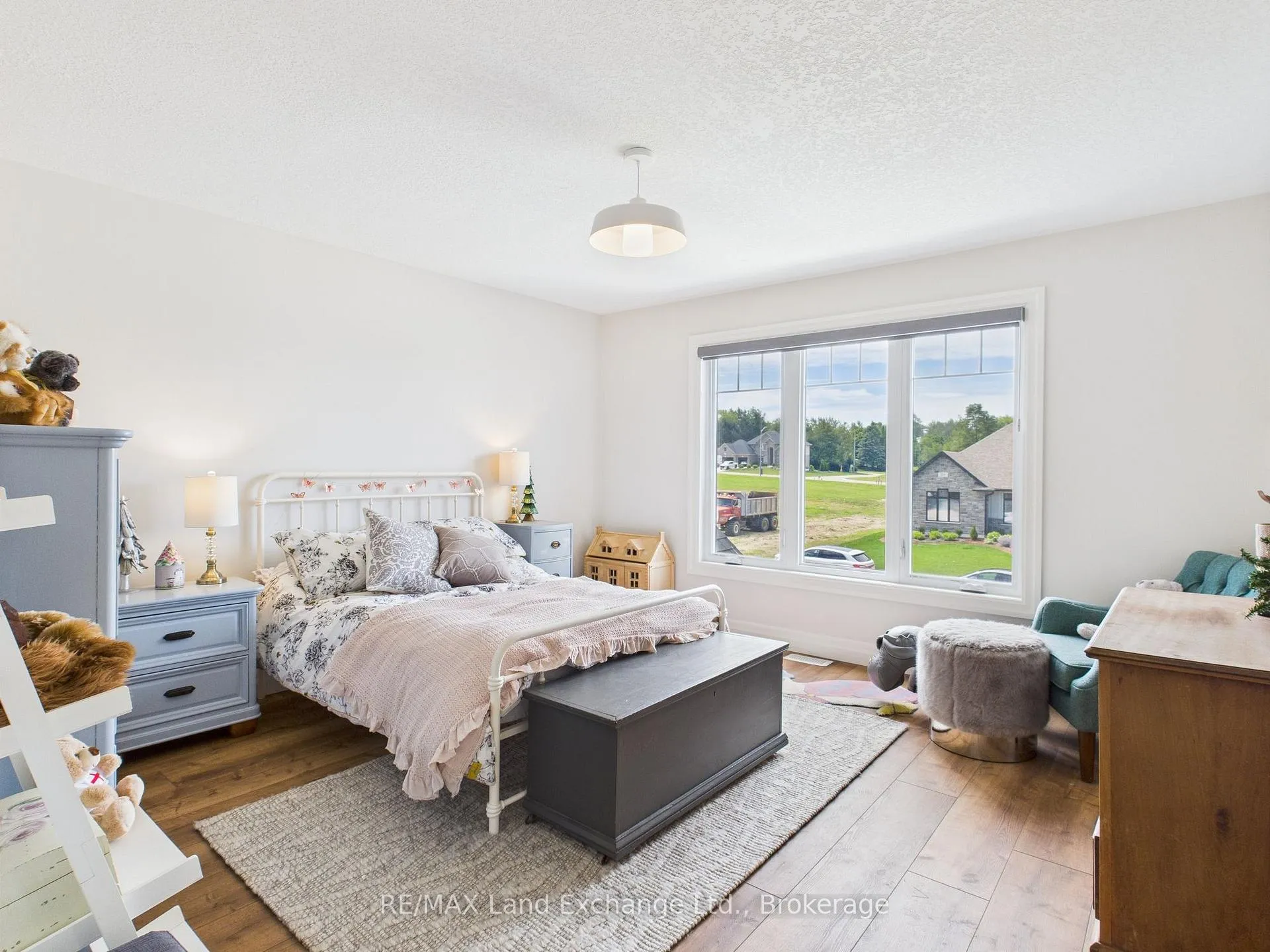 Photo 23 of 915 Bogdanovic Way, Huron-Kinloss — HOMEH