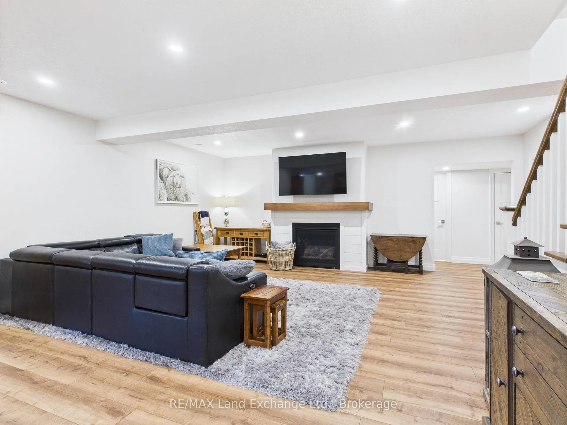 Photo 28 of 915 Bogdanovic Way, Huron-Kinloss — HOMEH