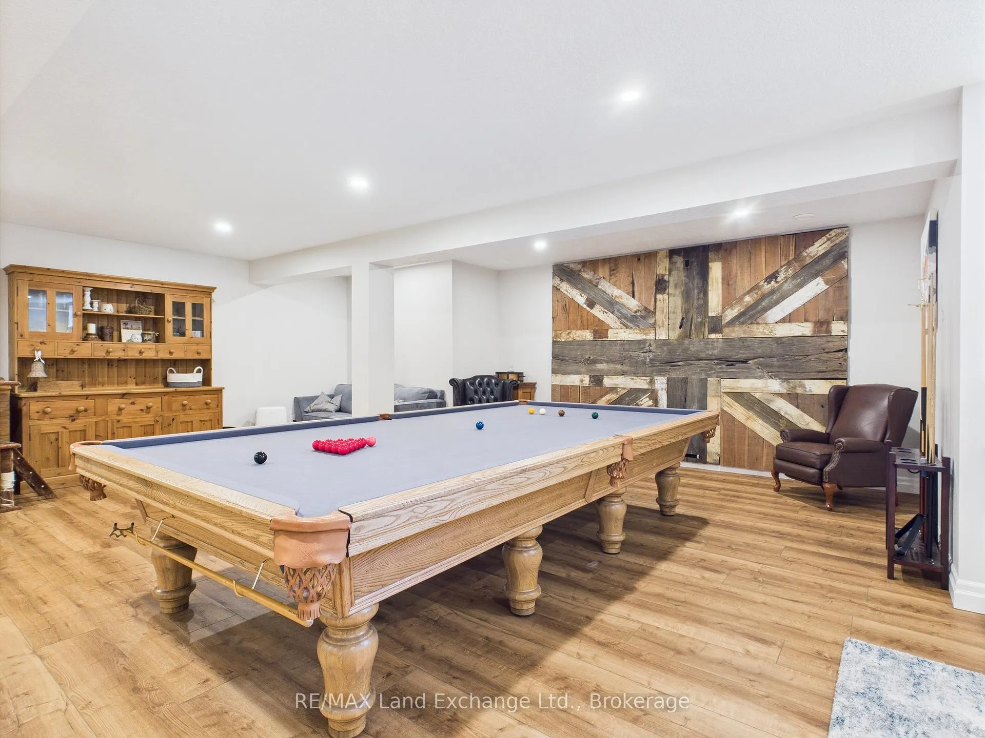 Photo 30 of 915 Bogdanovic Way, Huron-Kinloss — HOMEH