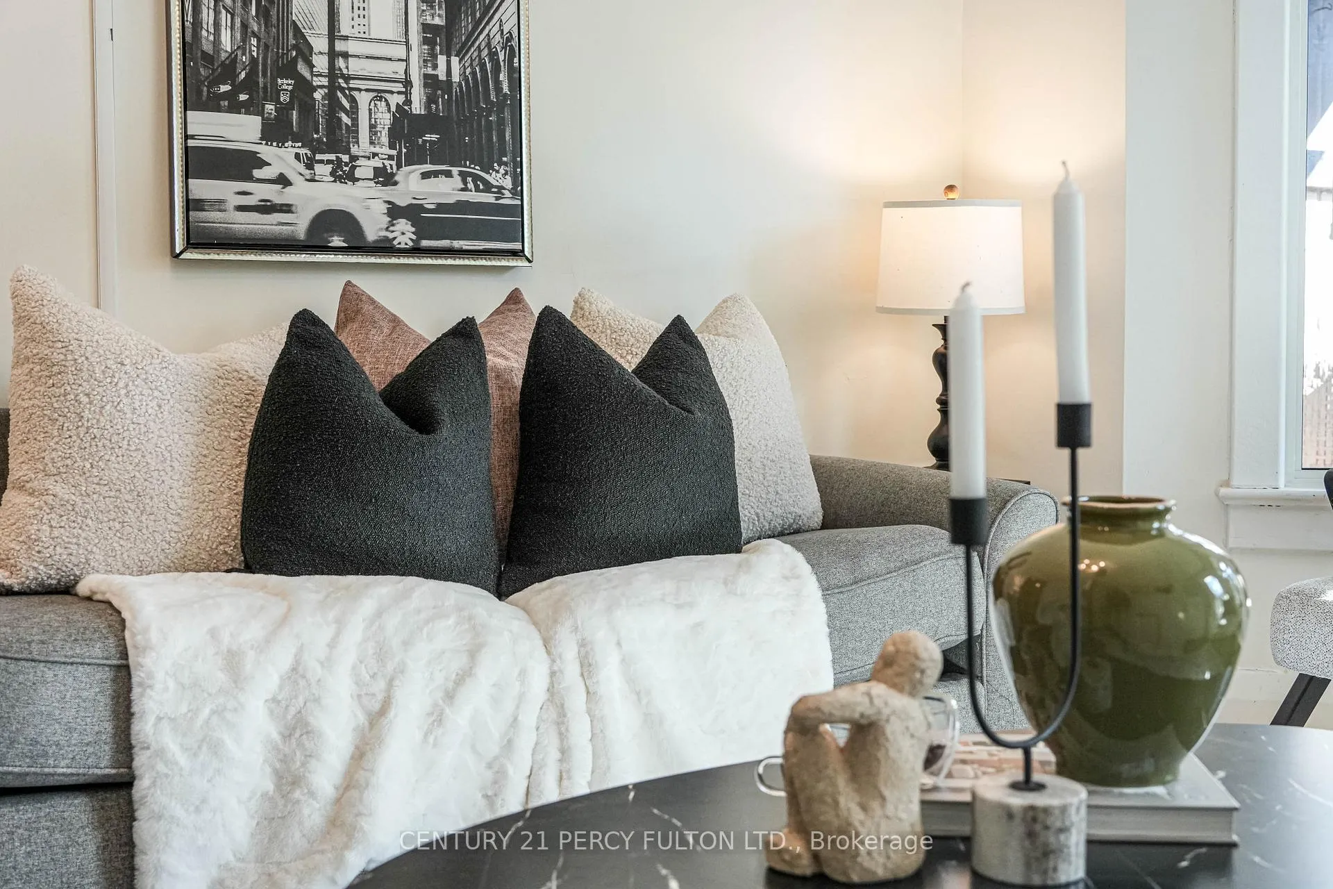 Photo 6 of 10 Redwood Avenue, Toronto, Greenwood-Coxwell — HOMEH