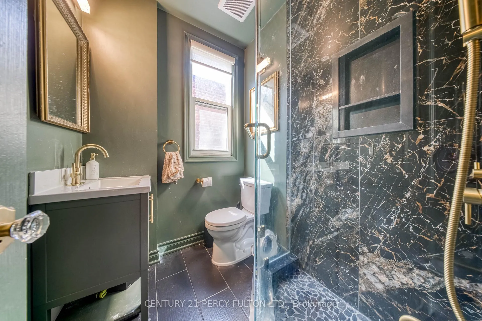Photo 25 of 10 Redwood Avenue, Toronto, Greenwood-Coxwell — HOMEH