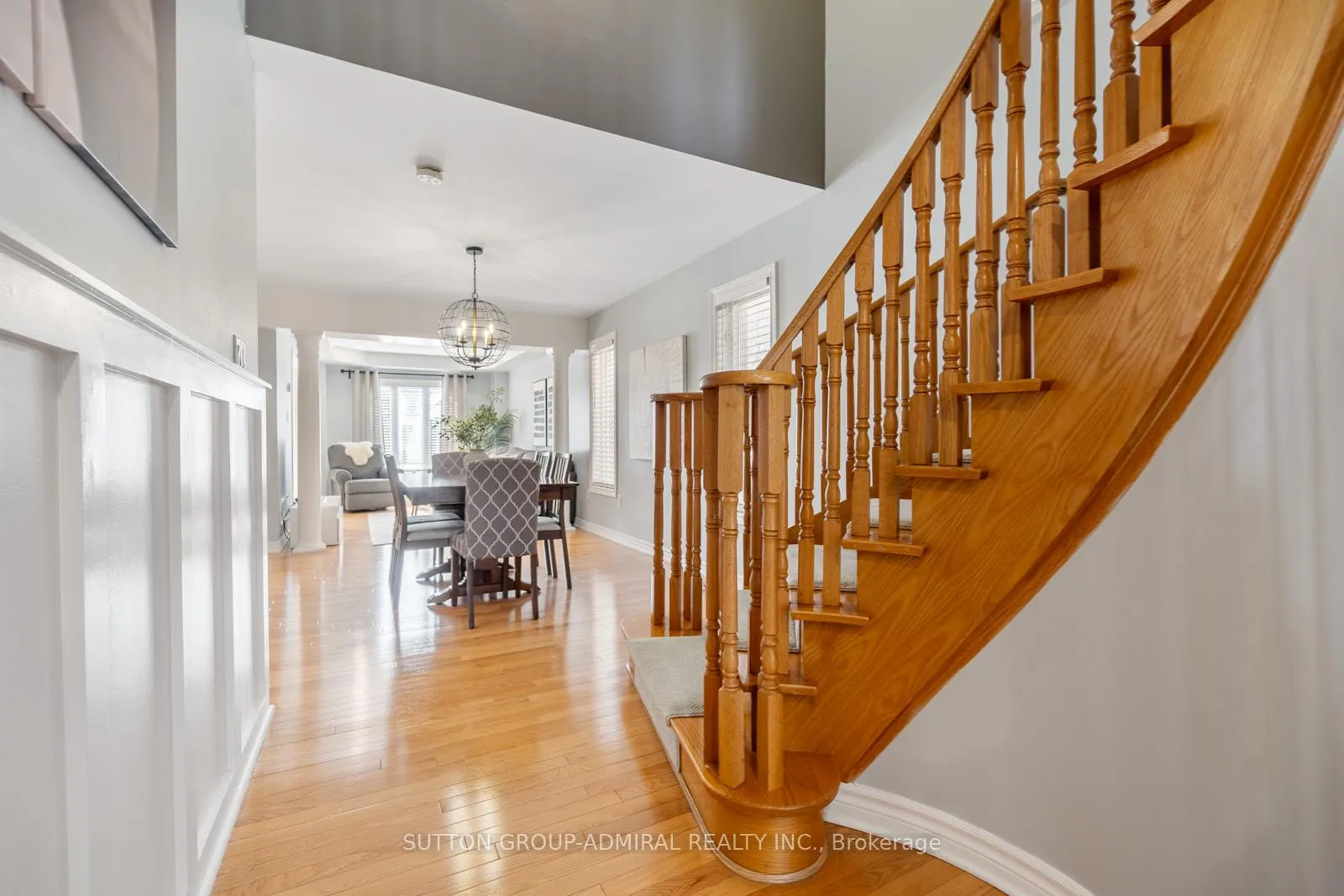 Photo 6 of 85 Treasure Hill Road, Vaughan, Maple — HOMEH