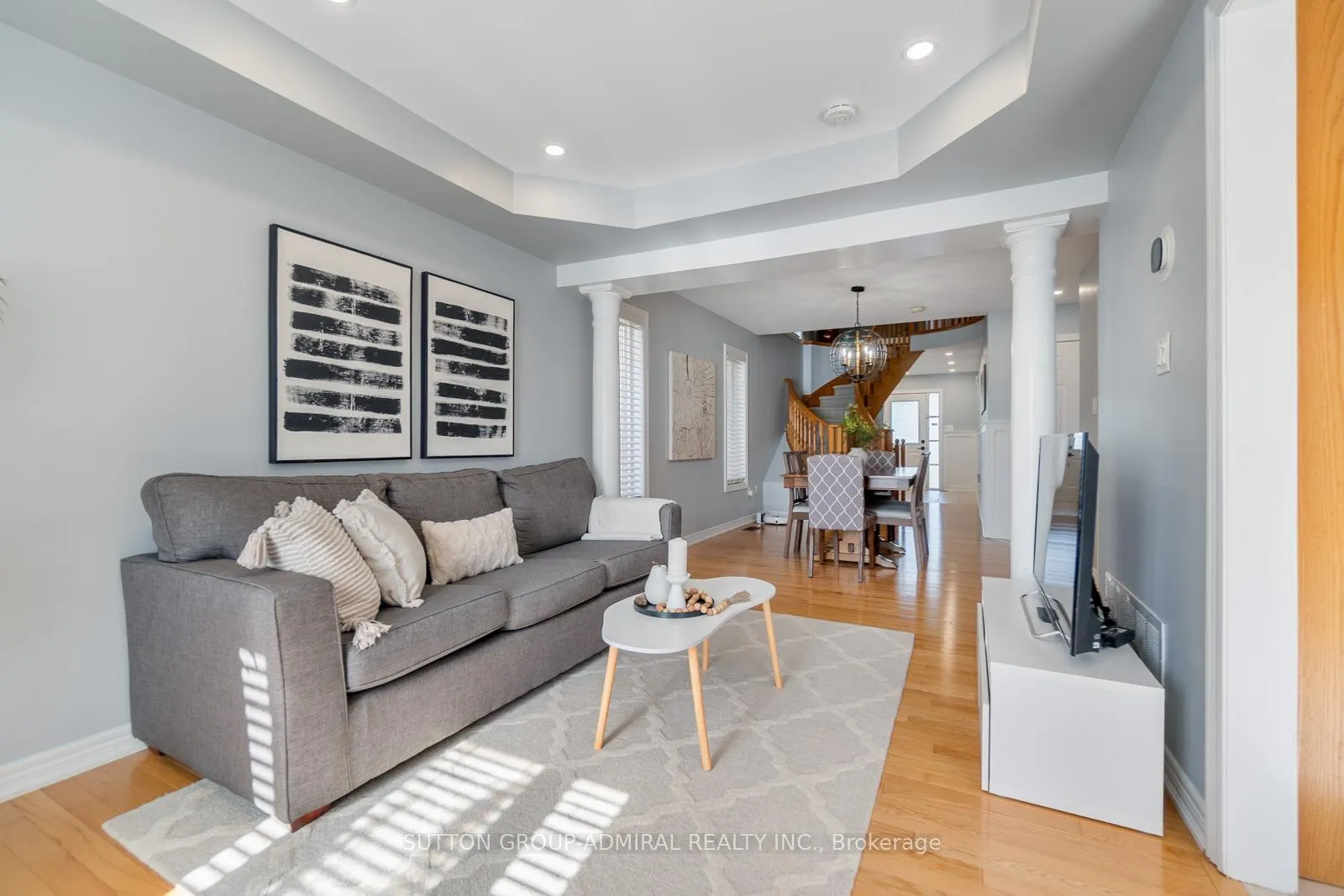 Photo 11 of 85 Treasure Hill Road, Vaughan, Maple — HOMEH