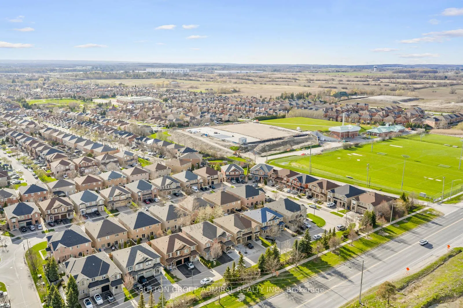 Photo 35 of 85 Treasure Hill Road, Vaughan, Maple — HOMEH