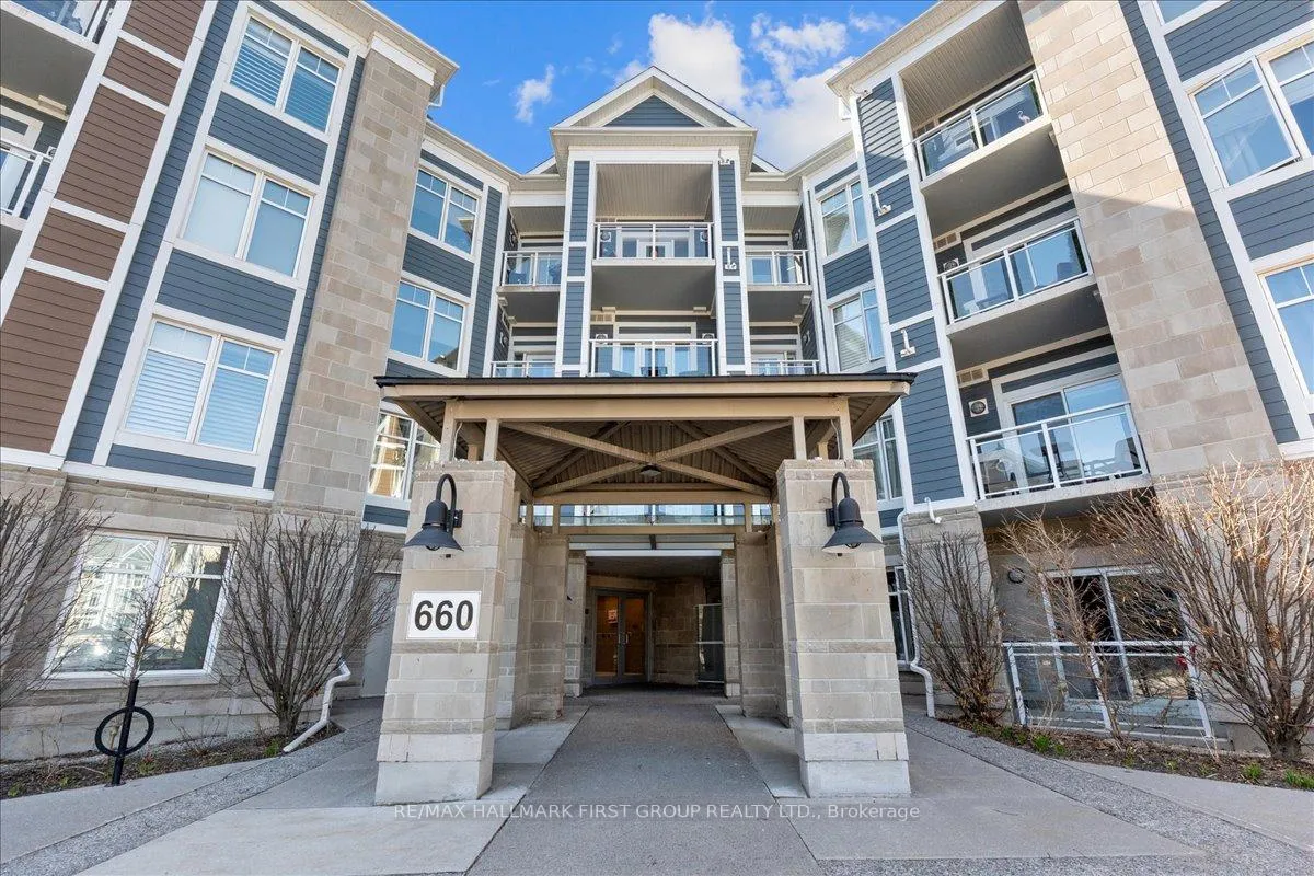 Photo 4 of Unit 314, 660 Gordon Street, Whitby, Port Whitby — HOMEH