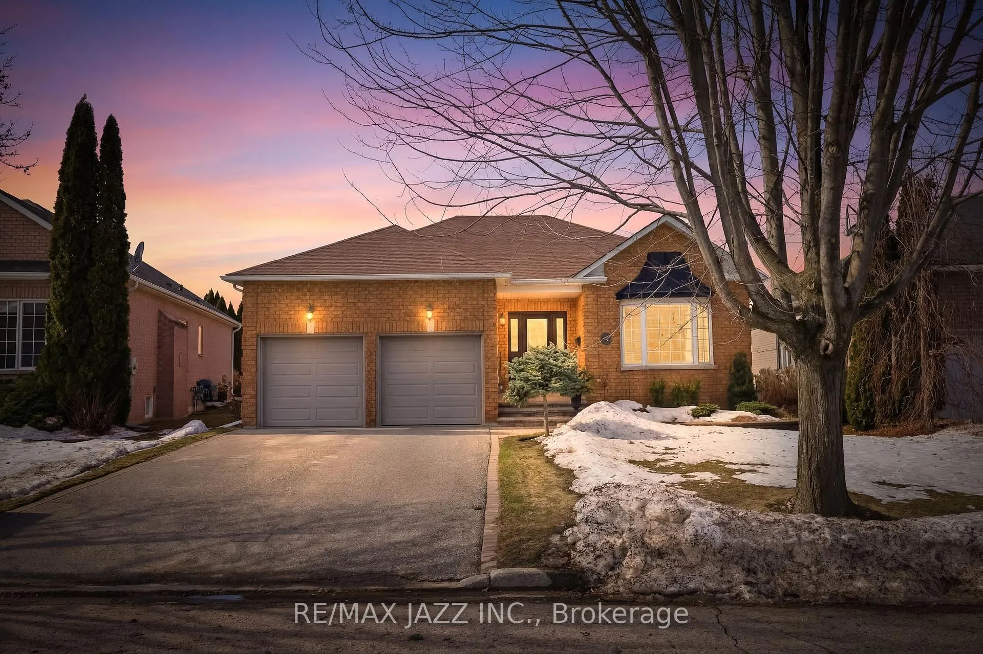 Photo 1 of 20 Commons Boulevard, Scugog, Port Perry — HOMEH