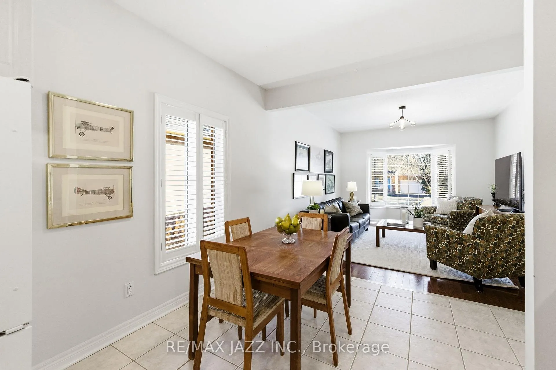 Photo 10 of 20 Commons Boulevard, Scugog, Port Perry — HOMEH
