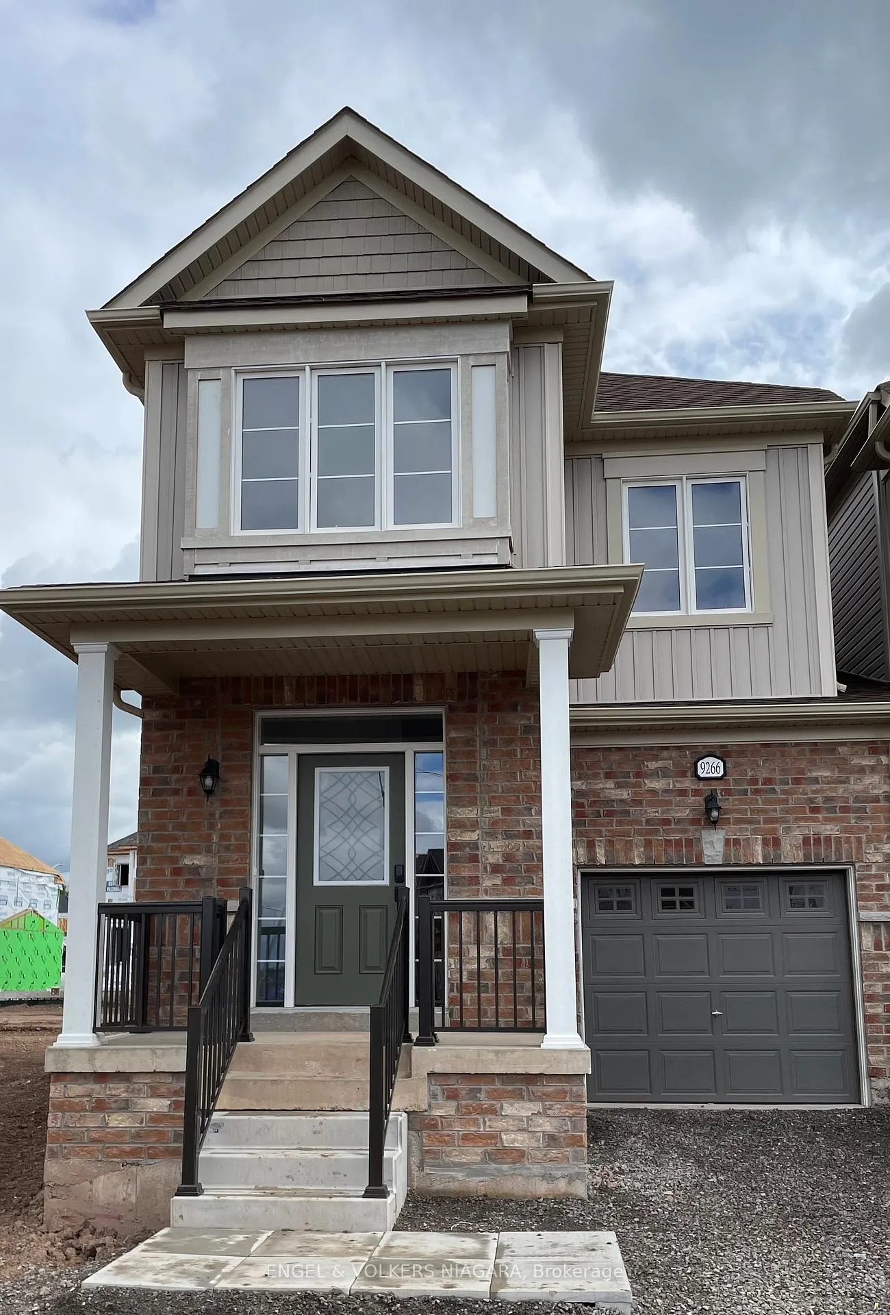 Front of 9266 Griffon Street