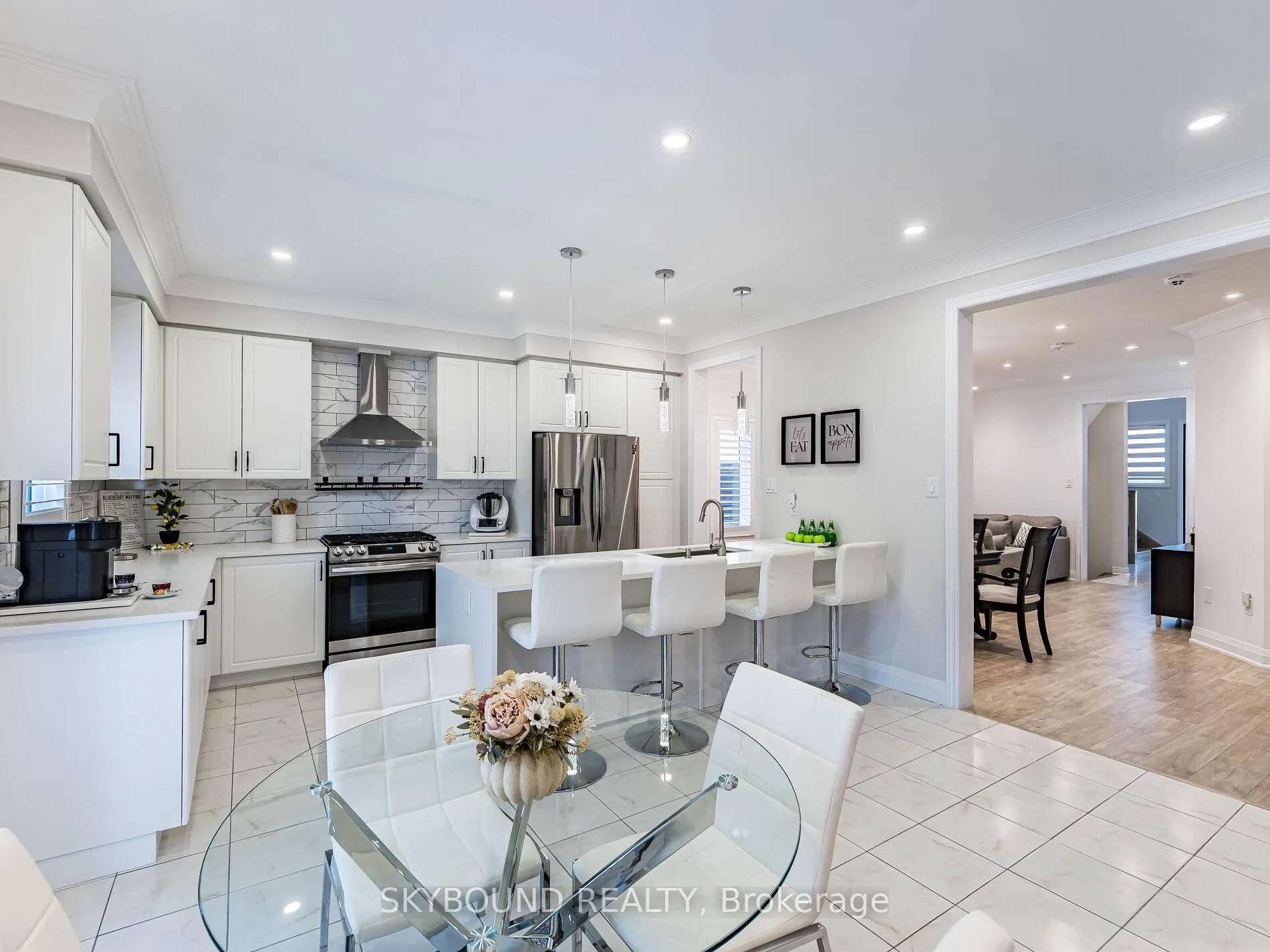 Photo 17 of 237 Shoreview Drive, Welland, Hwy 406/Welland — HOMEH