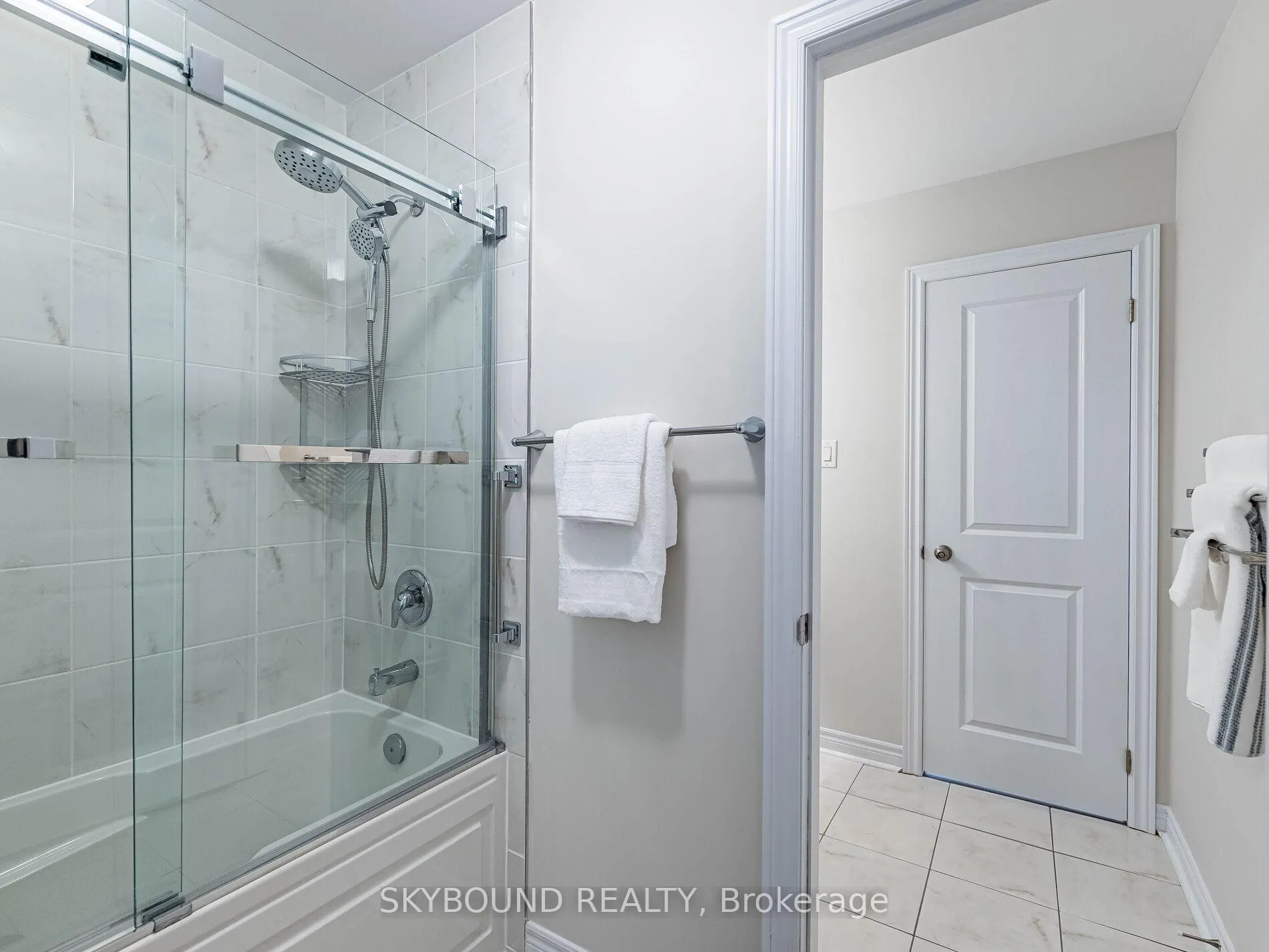 Photo 37 of 237 Shoreview Drive, Welland, Hwy 406/Welland — HOMEH