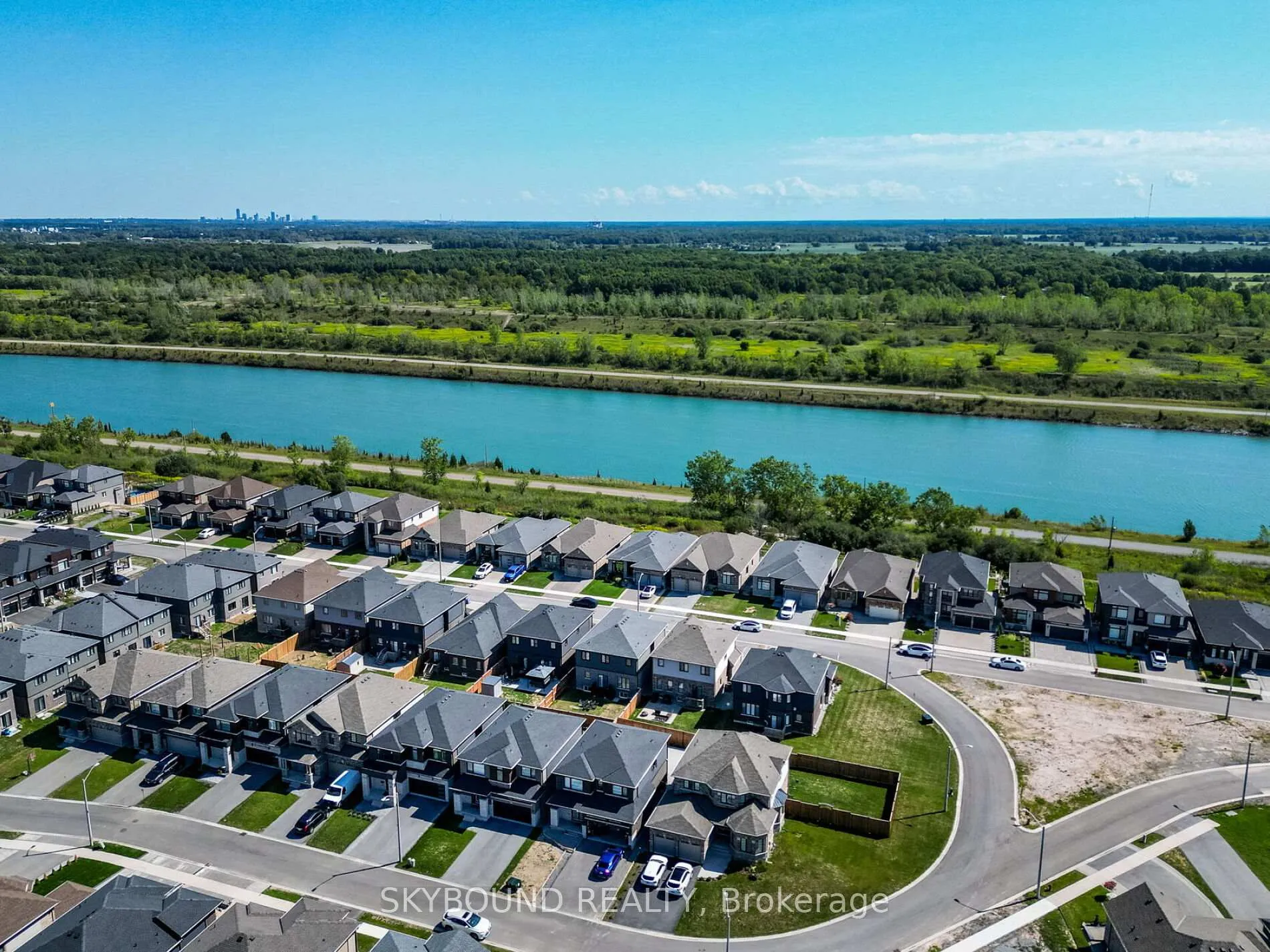 Photo 43 of 237 Shoreview Drive, Welland, Hwy 406/Welland — HOMEH