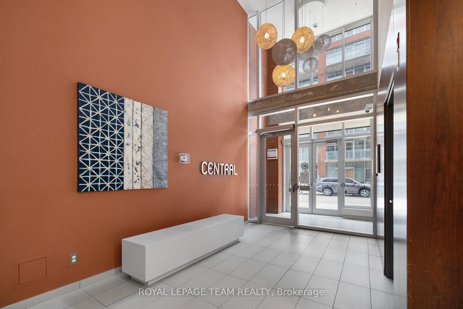 Photo 2 of Unit 622, 349 Mcleod Street, Ottawa, Ottawa Centre — HOMEH