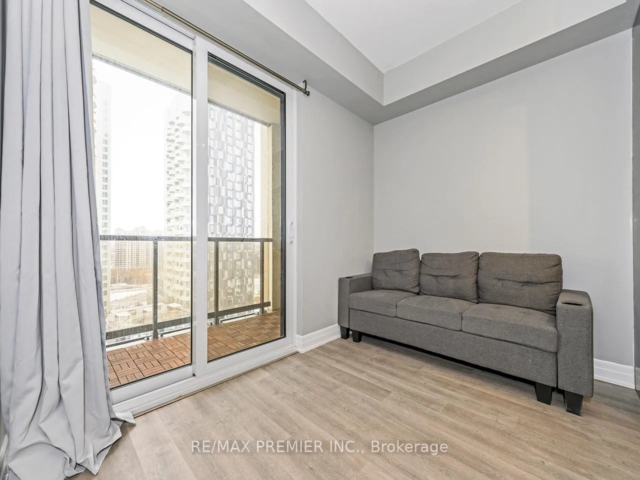 Photo 16 of Unit 1212, 9085 Jane Street, Vaughan, Concord — HOMEH